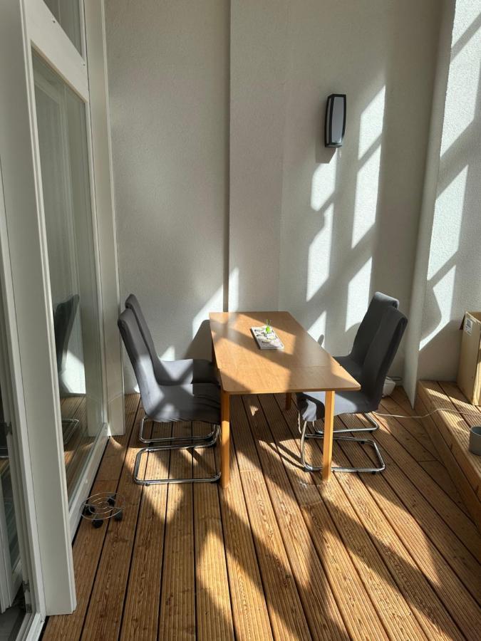 Relax-Wohnung Mit Balkon Ueber Die Weisse Elster Leipzig Luaran gambar