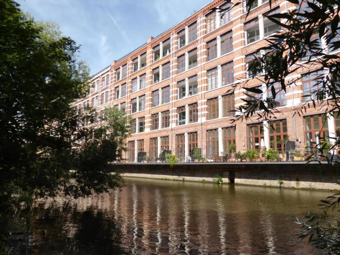 Relax-Wohnung Mit Balkon Ueber Die Weisse Elster Leipzig Luaran gambar