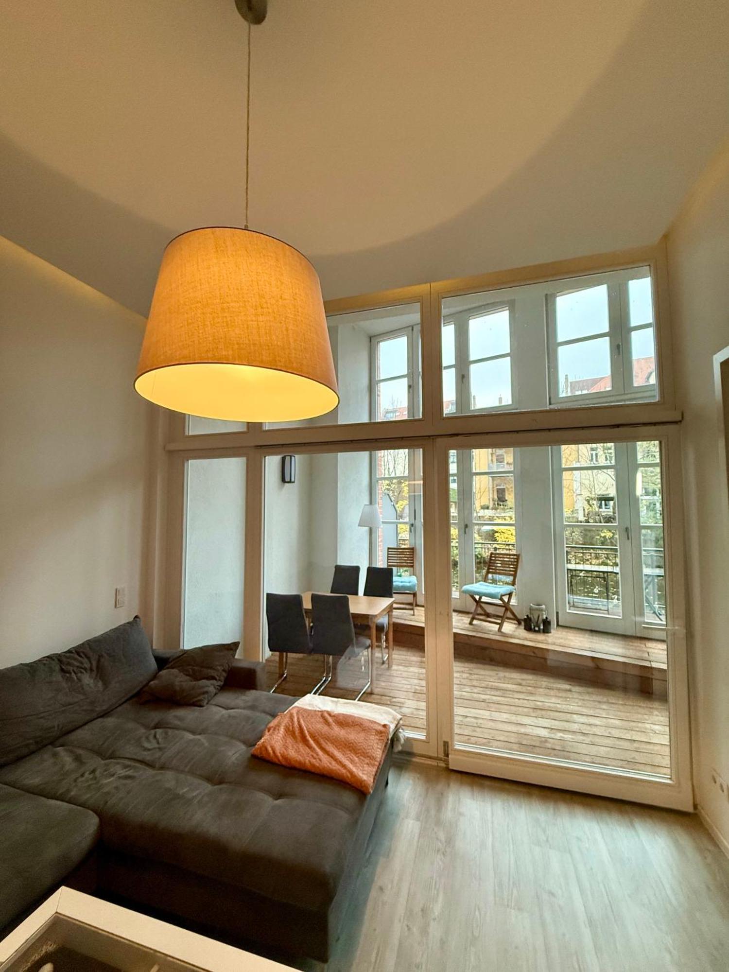 Relax-Wohnung Mit Balkon Ueber Die Weisse Elster Leipzig Luaran gambar