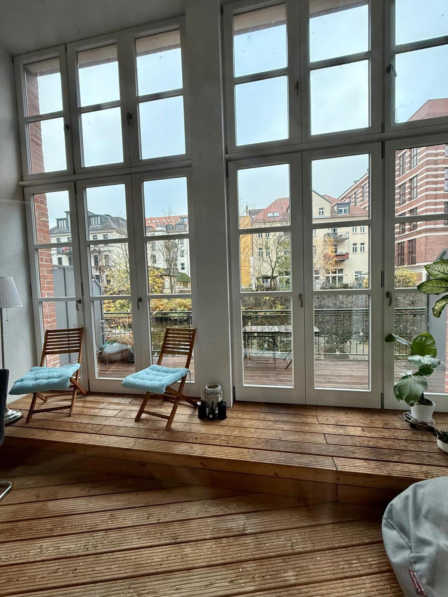Relax-Wohnung Mit Balkon Ueber Die Weisse Elster Leipzig Luaran gambar